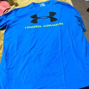 Men’s under armor shirt